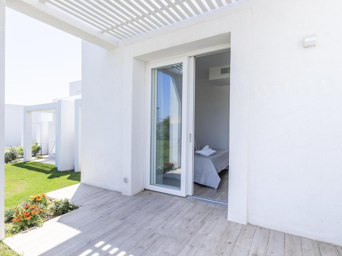 Apartment Capo Falcone Charming Apartment-2 By Interhome Stintino Bagian luar foto