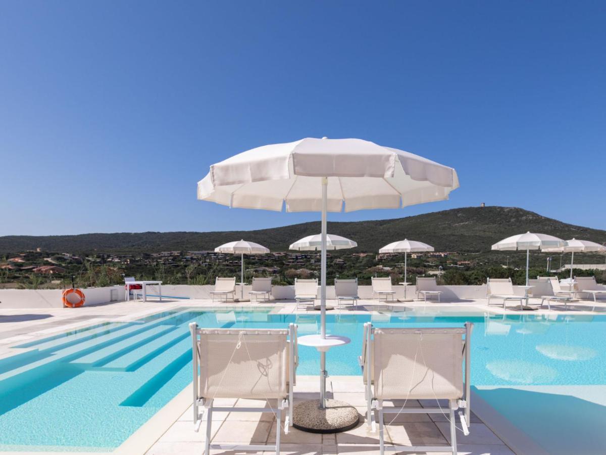 Apartment Capo Falcone Charming Apartment-2 By Interhome Stintino Bagian luar foto